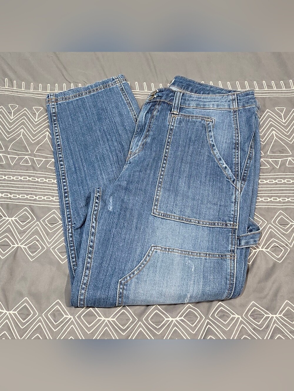 Driftwood Midrise Cargo Jeans Size 31
